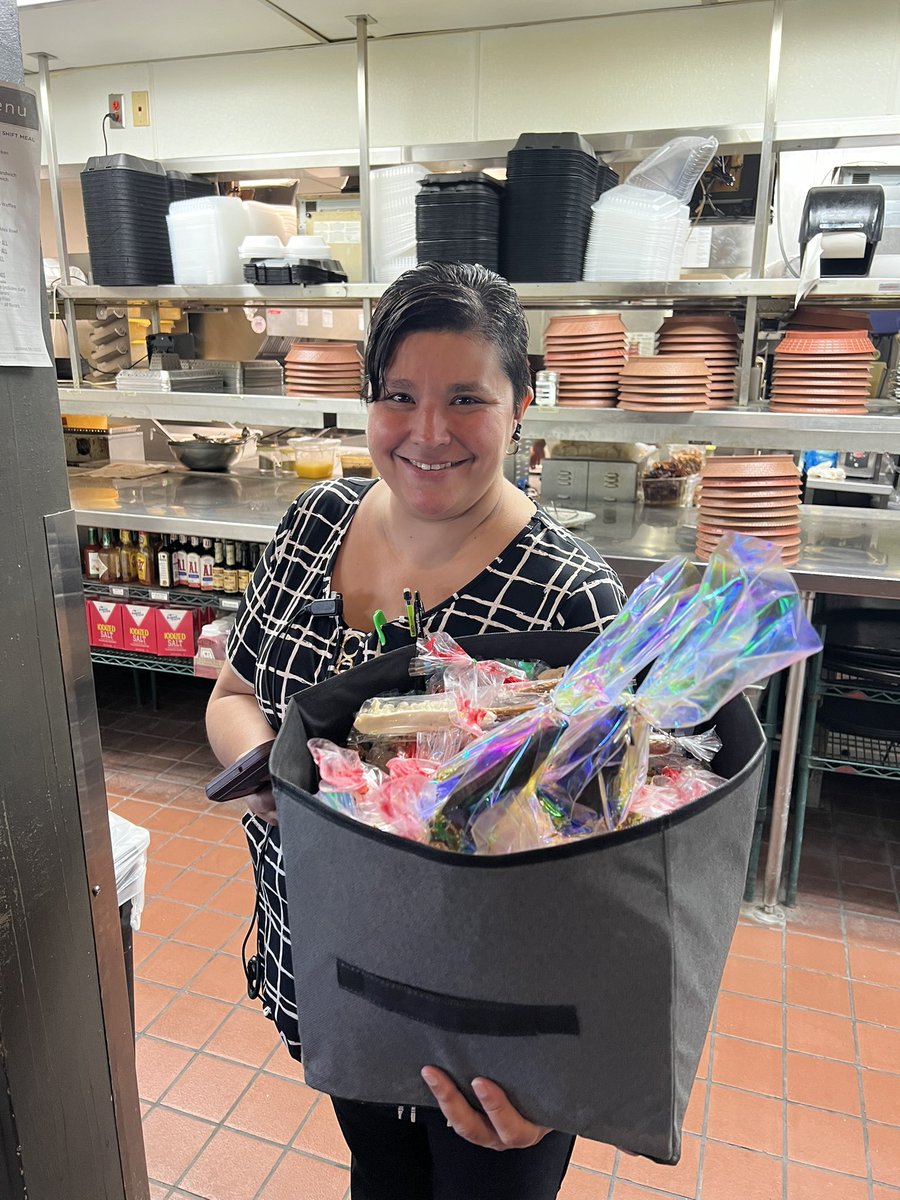 Talk about a wow moment! Today is my CSLID first day and she stayed up until 2am making spooky treats for our team! Welcome Lisa Marie to Midwest City!