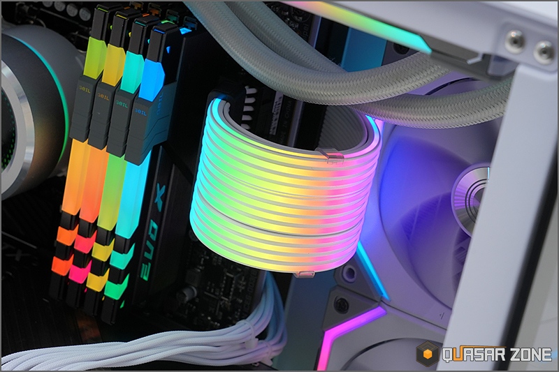 GeILMemory's tweet photo. It won't be very hard to find a rainbow inside this wonderful RGB build!
Loving the GeIL EVO X II used 🌈
✨✨✨Use #YesGeILMemoryPics for a chance to get featured and follow us for your dose of epic builds and magnificent rigs!
📸 IG: @Quasarzone
#GeILMemory #Memory #RAM https://t.co/wuEUxn2Xm1