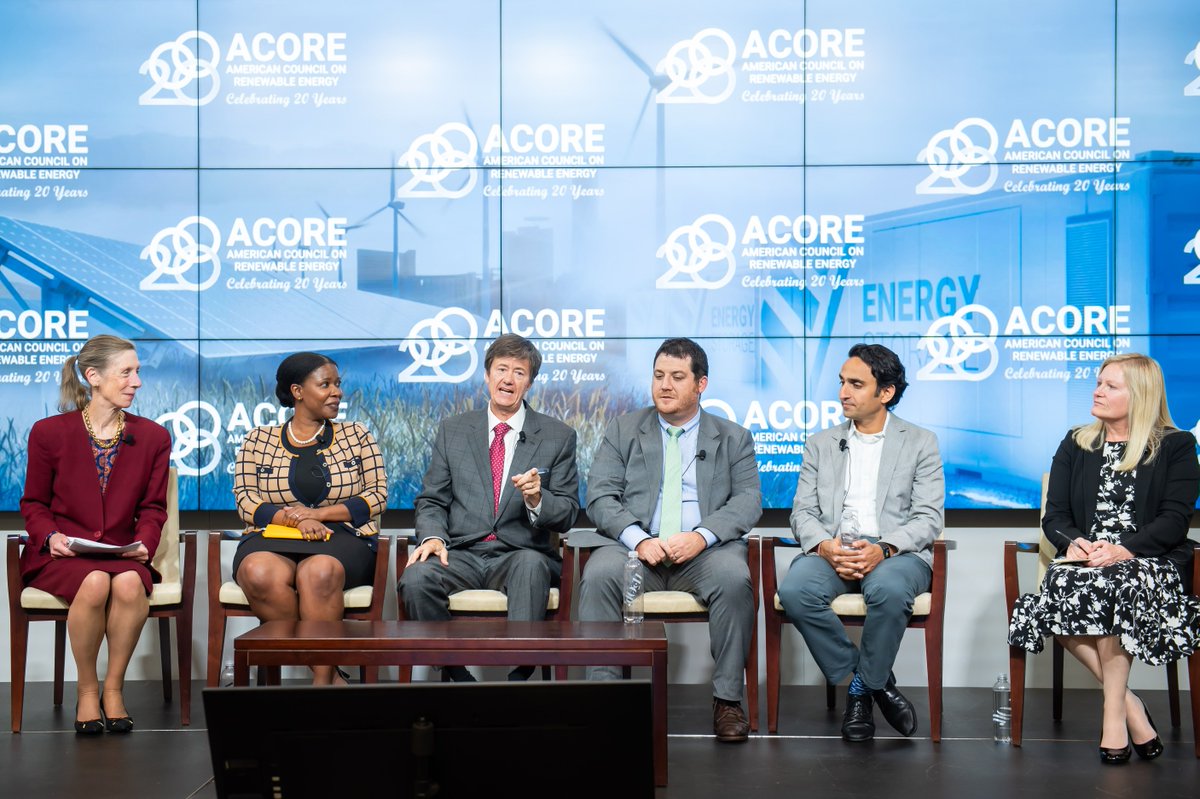 #MacroGrid Director Barbara Tyran moderated a great discussion on how to equitably deploy low-cost transmission at the #ACOREGridForum.

Thanks to our panelists from <a href="/InvenergyLLC/">Invenergy</a>, <a href="/CGA_Midwest/">Clean Grid Alliance</a>, <a href="/Ensight_Energy/">Ensight Energy</a>, <a href="/APowerAlliance/">Advanced Power Alliance ⚡️</a>, &amp; @OffshoreWindUS &amp; to all attendees who tuned in!