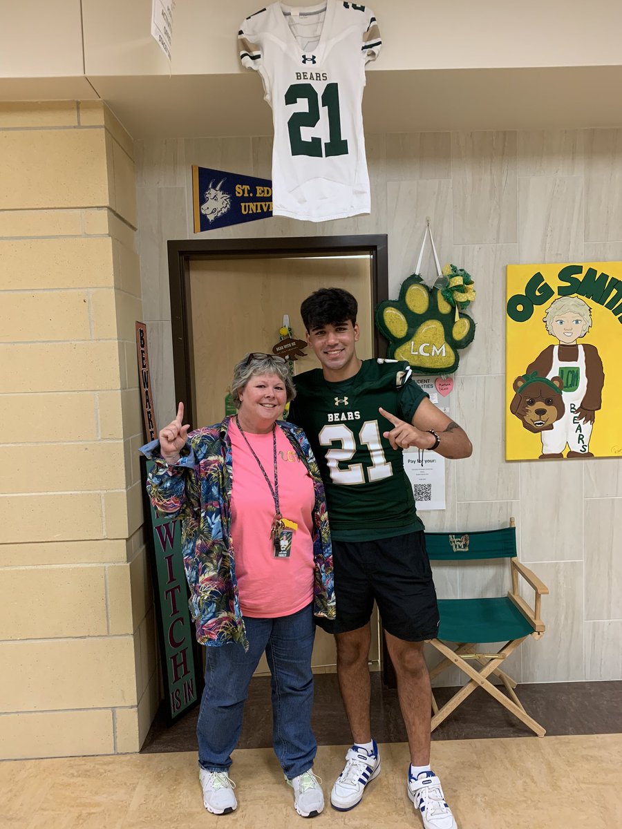 Cheers to my mate @lucaswr68376323 for a great game tonight!  May all the Wright kicks split the uprights! Bear Nattion, Let’s Ride. <a href="/LCMBearFootball/">LCM Battlin’ Bear Football</a> <a href="/CoachPJames/">Parker James</a>
