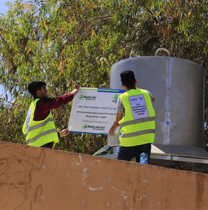 YasminMogahed's tweet photo. Today, only 10% of Gazans have access to safe drinking water. For as little as $5 you can help an entire family have access to clean water for up to 10 years: 

https://t.co/JJMkb4i8Id https://t.co/M8Mo4HL6Hd
