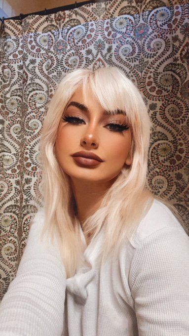 TW Pornstars - Lauren Hunt. Pictures and videos from Twitter. Page 4