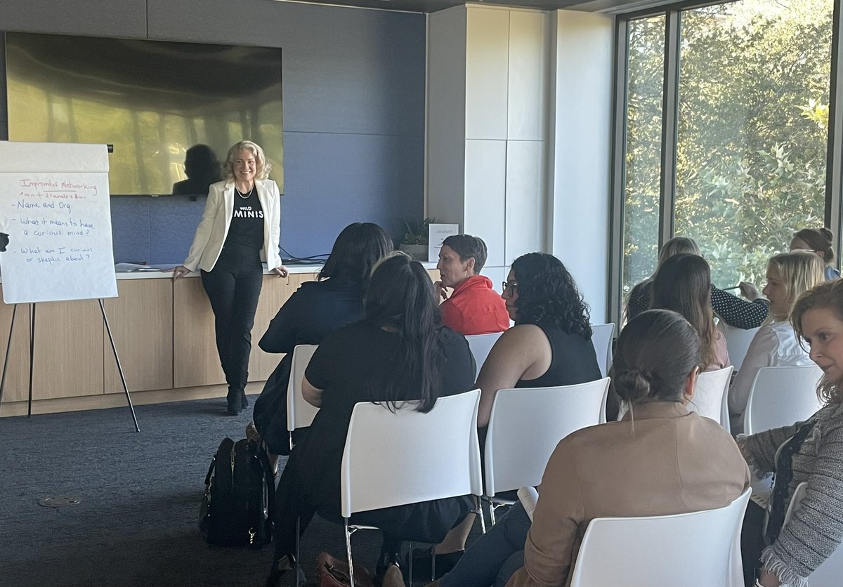 WomenCommAustin's tweet photo. Thank you @vlacayo for helping #WCAGetSmart attendees question the beliefs and thoughts about ourselves and others to unleash our curiosity! https://t.co/Kag2OggYen