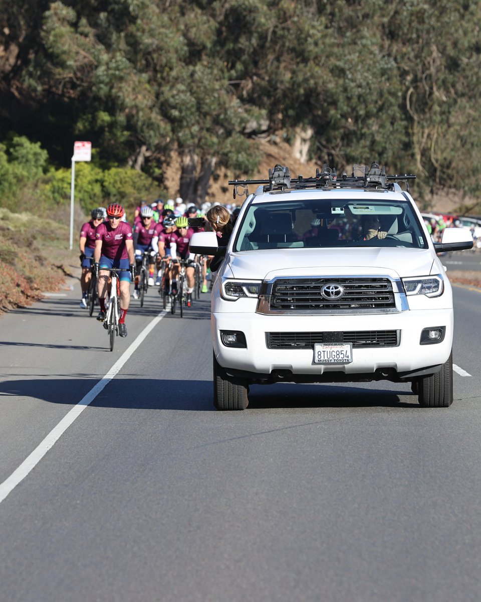 CAFoundation's tweet photo. Kickin off CAF Community Challenge powered by Strava in San Diego! Check out these adaptive experiences:
๐ฅ Adaptive Swim w/USAT
โฝ๏ธ USABA Blind Soccer
๐ฉโ๐ฆฝ Wheelchair Tennis
๐ Celebration of Abilities
Thanks @Toyota + @LAZParking for keeping us moving! #CAFCommunityChallenge https://t.co/f8oiLmukM3