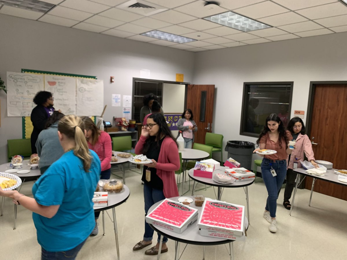 Mrs. Rodriguez tweet media