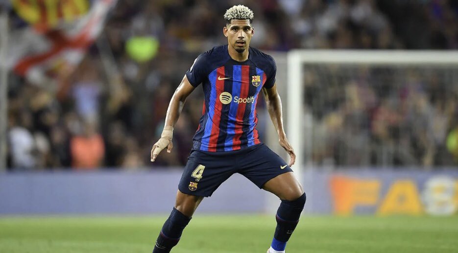 5tec0n's tweet photo. los cuatro jugadores que realmente se merecen ser capitanes https://t.co/TKvpK0Vy6b