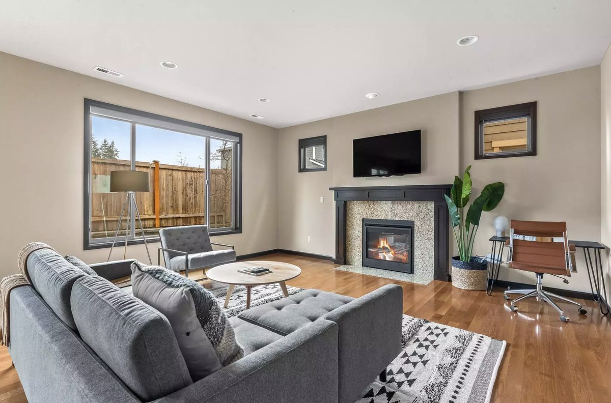 Zeus Living tweet media