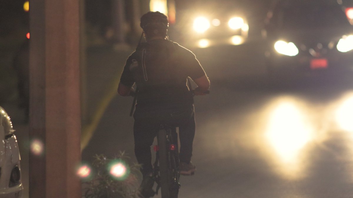 ruedasrebeldes's tweet photo. 🔥⚠️Hoy es el último día para votar por el documental "Ruedas Rebeldes", realizado para el #RetoDocsMX 2022⭐
👉https://t.co/Jh3fzfmoPU
#Periodismo #Bicicleta #Bici #bicycle #Bike #peaton #peatones #movilidad #CiclismoUrbano #ciclovía #Ciclismo #Cycling #Saltillo #Coahuila https://t.co/oe0J4Wm9TI