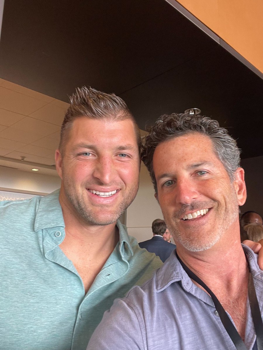 I recently had a chance to spend some time with <a href="/timtebow/">Tim Tebow</a> and learn more about his incredible foundation where they “fight for those who cannot fight for themselves.”

Tim was so inspirational and it felt great to support the cause. 

#timtebow #timtebowfoundation #sandiego