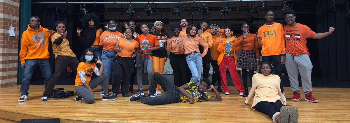 Westlake_HS's tweet photo. More Homecoming Spirit week photos!  It's been a great week!  Don't forget to check out the tailgate and football game tonight, starting at 4:30! https://t.co/yt6LbOcUtS