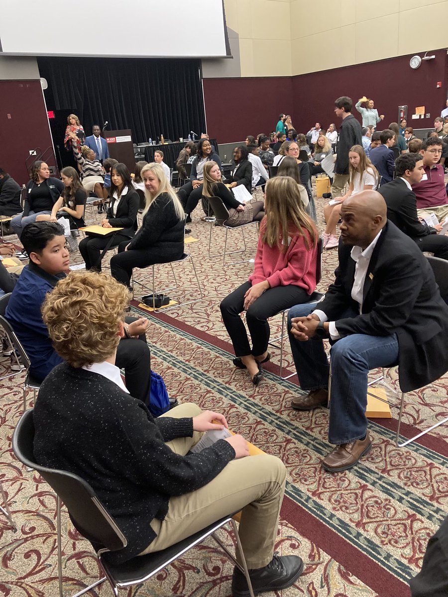 a boring world XI tweet media