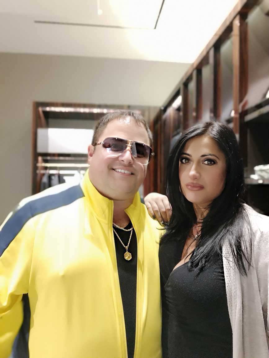 jragmusic's tweet photo. At Neiman Marcus for the Bungee Obleçeni Fashion Event with Darrell Alston (Creator &amp; Designer) 
https://t.co/yTHib57eVa

#jRag #jRagMusic #MindScApe #Bungee #BungeeBrand #BungeeObleceni #Obleceni #Fashion #NeimanMarcus #LifeStyle #Style @neimanmarcus #TSmidnighTS #TheKardashians https://t.co/TMBJAX1VZW