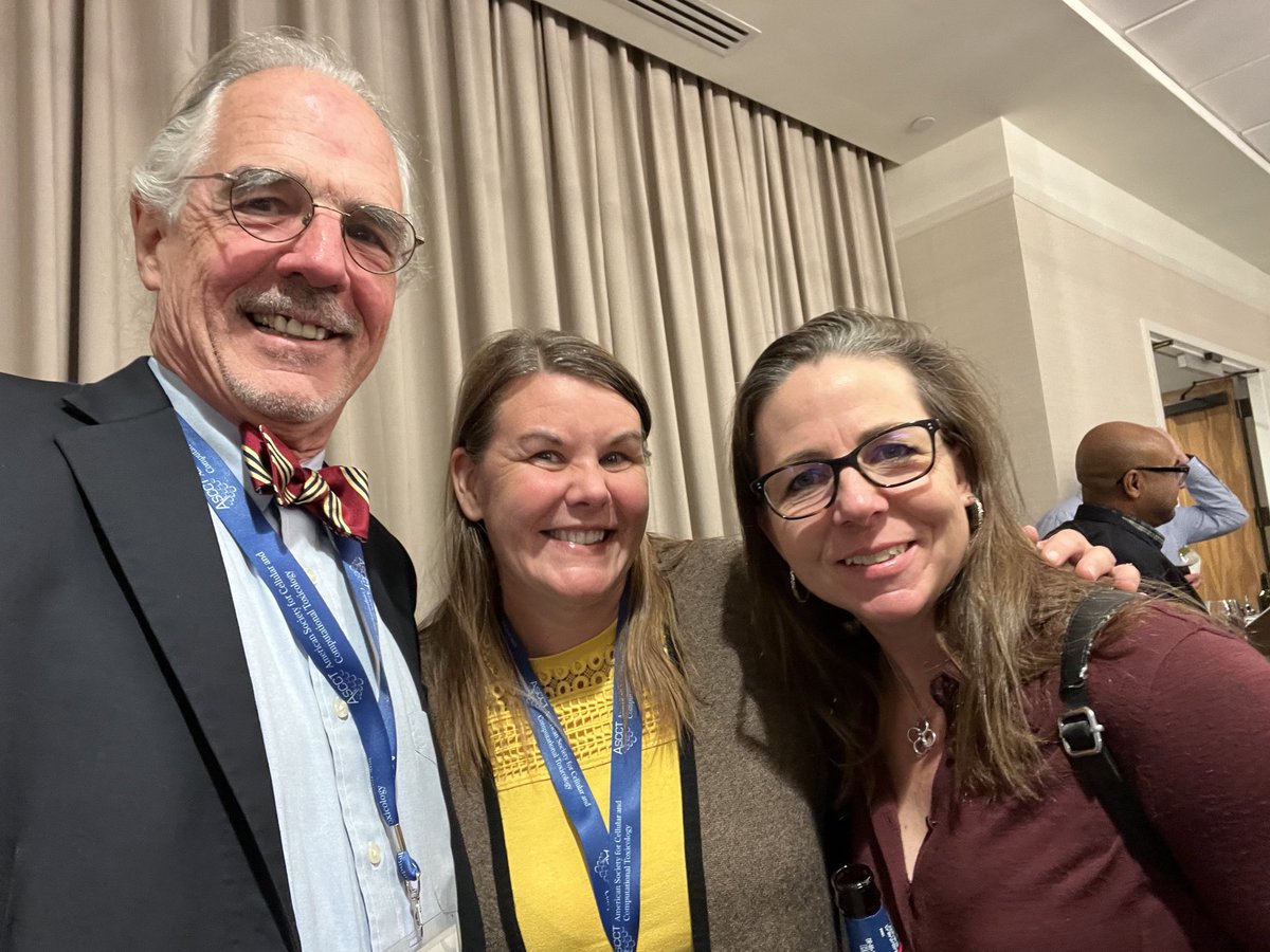 jackfowle's tweet photo. #ASCCT Enjoying getting back together with friends and colleagues Helena Hogberg, Anna Lowit and Annie Jarabek at the ASCCT meeting to share ideas and advance the use of New Approach Methodologies to inform decisions. So nice to get together in person after 3 long years. https://t.co/5qbRDnrXlX