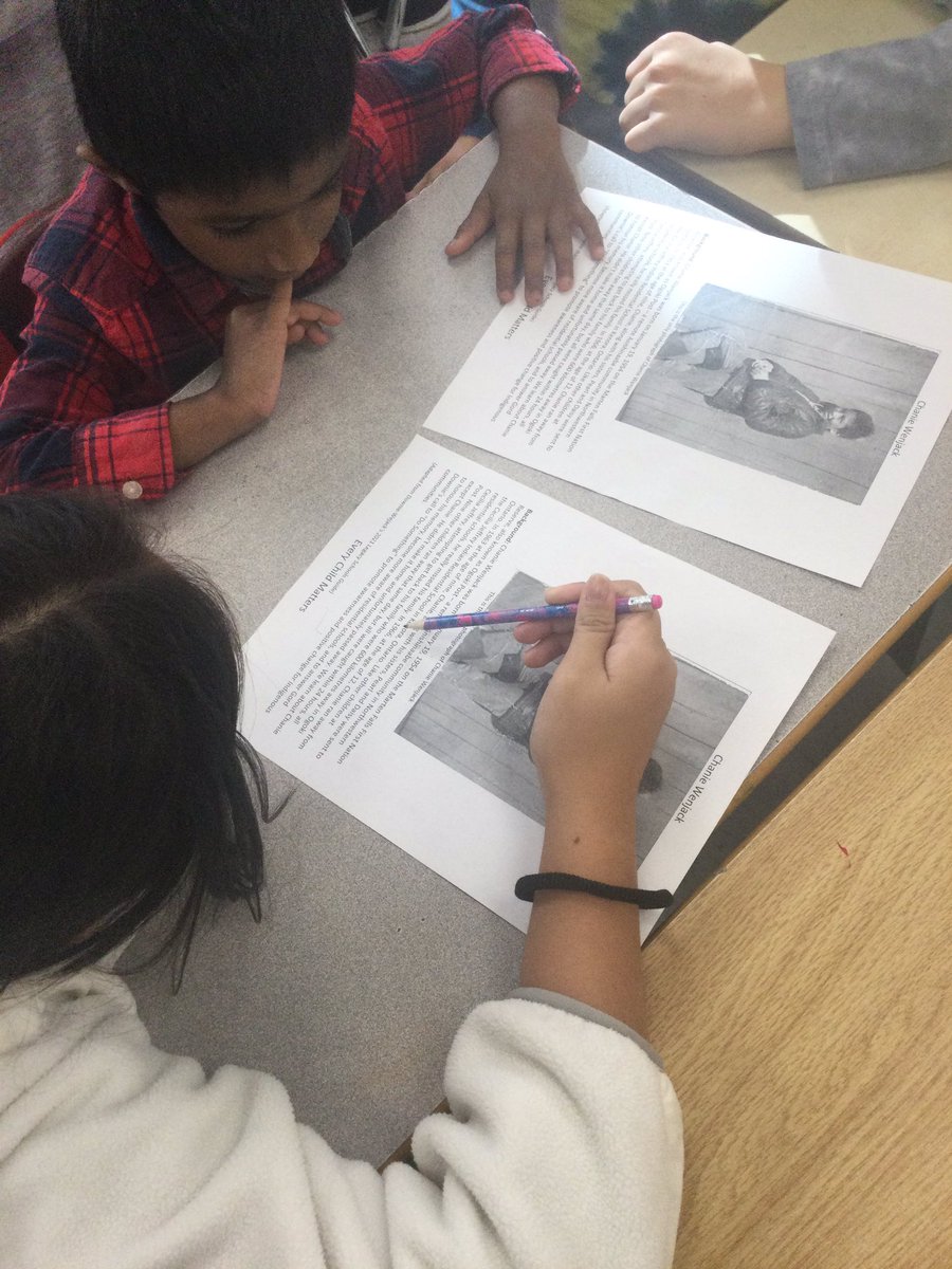 Hilton_MRK's tweet photo. Today the Grade 5/6’s were amazing leaders in teaching their Grade 1/2 buddies more about the lives and legacies of Chanie Wenjack and Gord Downie. @downiewenjack @tmdenomme @gorddownie #secretpathweek #dosomething https://t.co/d4IF0e6AJY