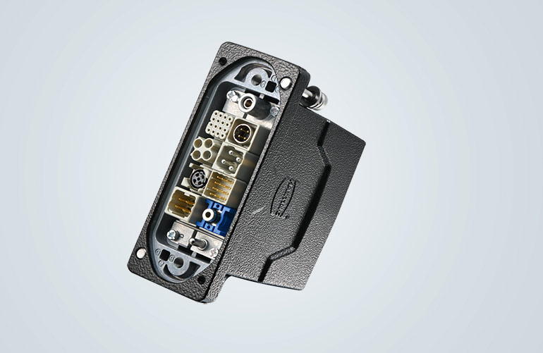 FPW_MaryGannon's tweet image. Congrats to our #LEAP2022 winners &amp;amp; runners-ups, especially to @HARTING &amp;amp; @MolexConnectors for a tie for silver, &amp;amp; @LEMOUSA for an honorable mention in the #connectivity category, for compact and innovative connector designs: connectortips.com/silicon-labs-t… @wtwh_paulheney @DesignWorld