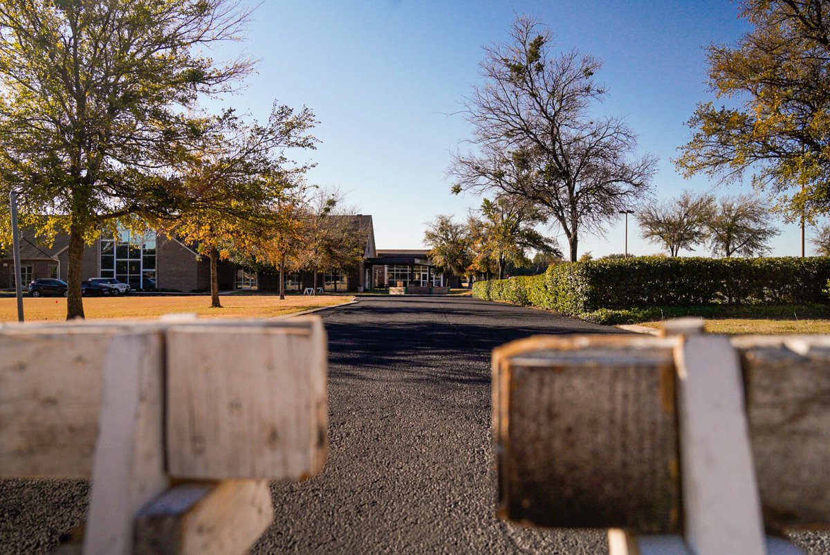 Our west &amp; east parking lot are getting a new deal coating today.

We cannot wait for you to be the first to drive on them this Sunday at 9:30 &amp; 11 a.m.

#hulenstreetchurch #fortworthtx #fortworthchurch #sunday