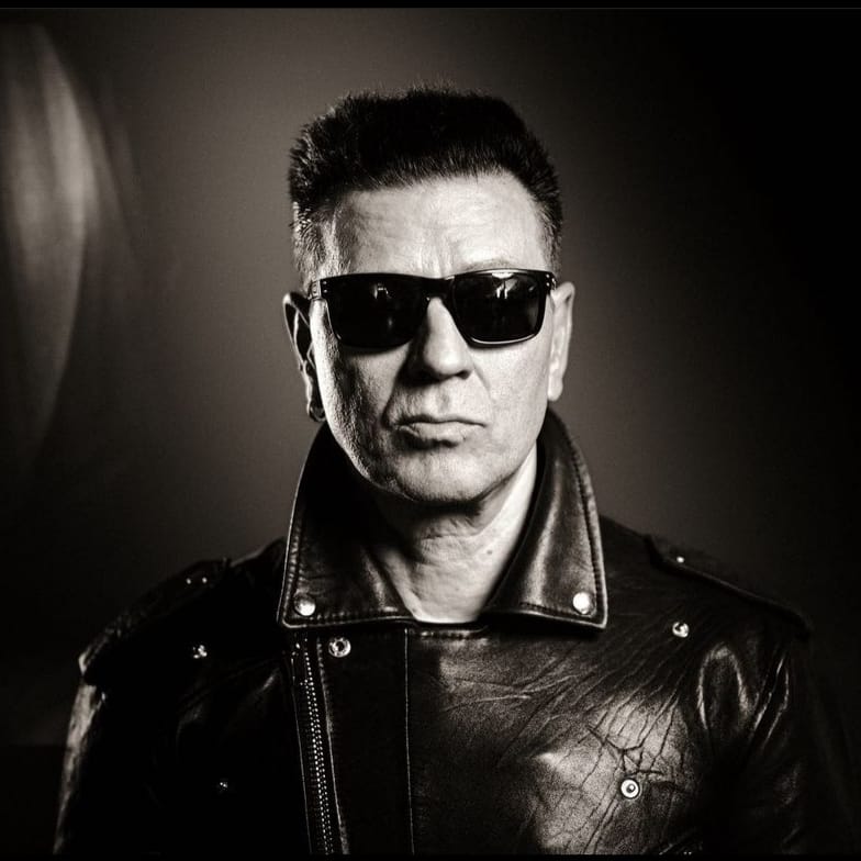69eyes_France's tweet photo. Timo-Timo π¦π¦
Have a rocking weekend vampires π€π€
#jyrki69 #jussi69 #bazie69 #archzie69 #timotimo69 #69eyes #the69eyes #helsinkivampires #helsinkivampire
Credit to photographer Iampetriaho
https://t.co/K03nuR2nNv https://t.co/H2GKZ0c97H