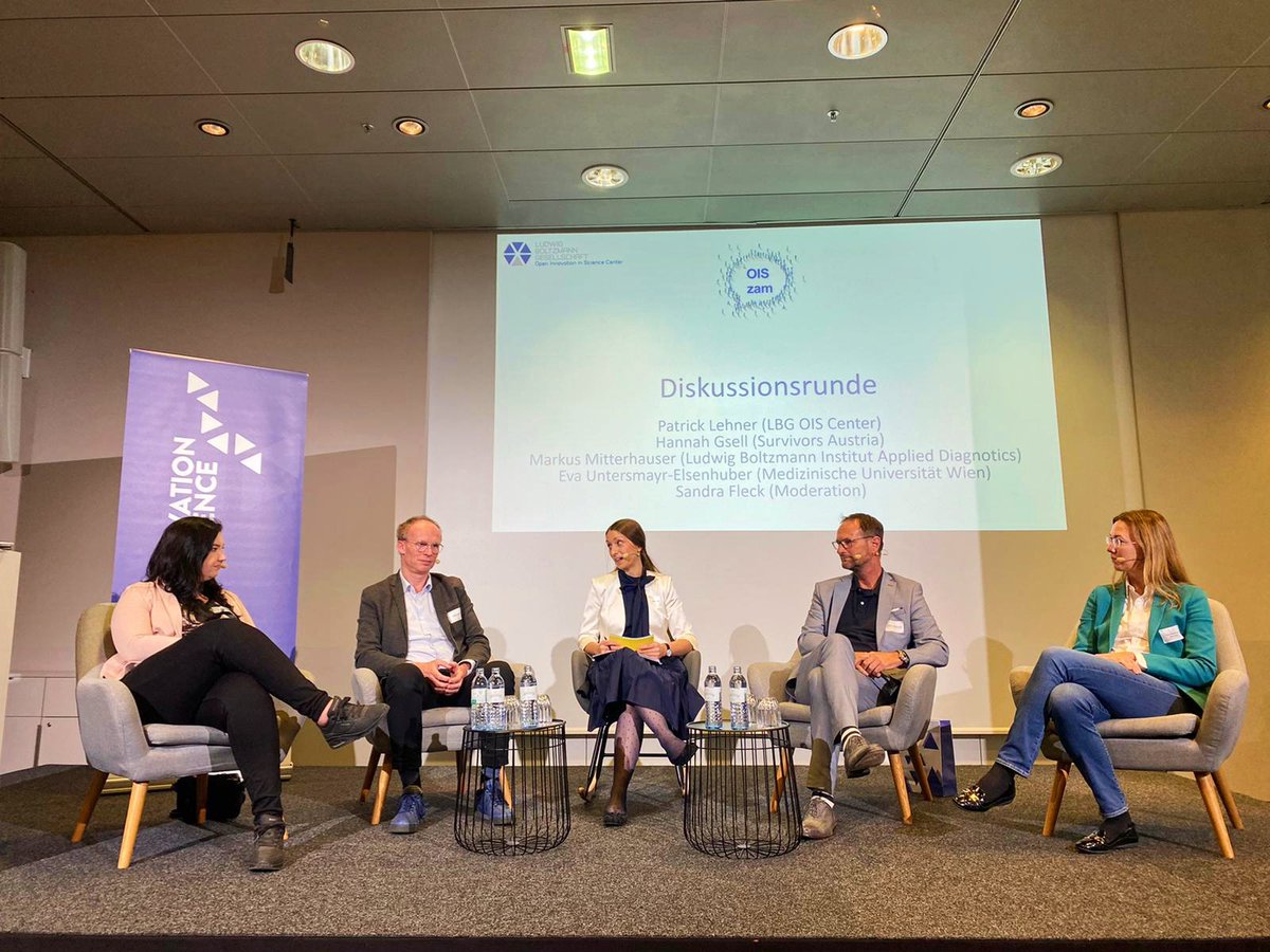 Wie können wir gemeinsam Wissen für ein gesünderes Leben schaffen? Darüber diskutieren <a href="/patrickelehner/">Patrick Lehner</a>, Markus Mitterhauser (PATIO: Projekt über Prostata-#krebs), Eva Untersmayer-Elsenhuber (<a href="/MedUni_Wien/">MedUni Wien</a>, #CCCFS: #MECFS Projekt) und Hannah Gsell (Survivors Austria) beim #OISzam.