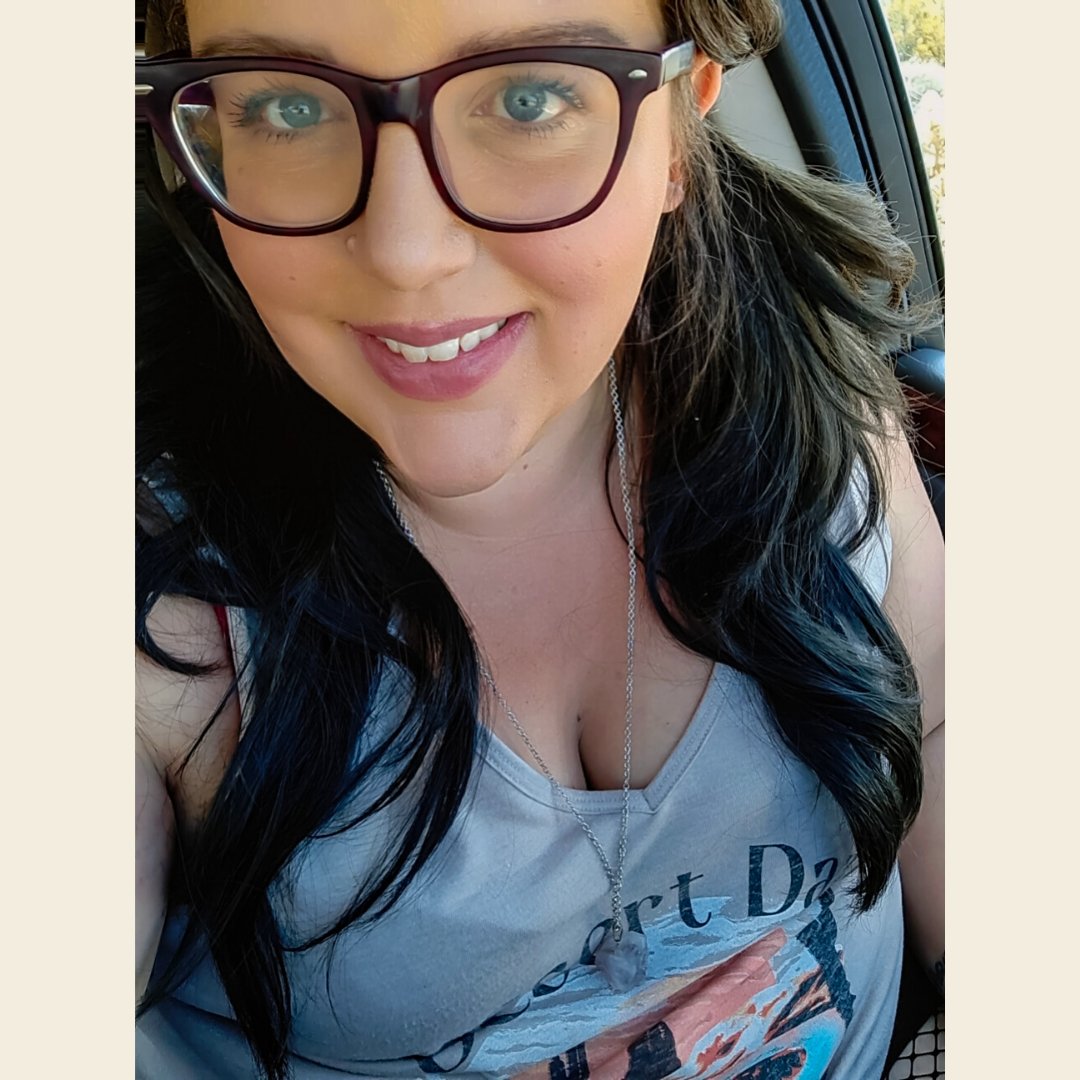 CuddleAphrodite's tweet photo. Whoot whoot going out 4x4ing. Adventure is out there!!!🎈🎈

#4x4girl #adventure #glasses #blueeyes #pigtails r #biggirls #plussizewoman #effyourbodystandards 
#bigisbeautiful #plussizelingerie 
#lifethrowsyoucurves #bigisbeautiful 
#beautyisnotgeneric #bbwgirlsgram #explorer https://t.co/PqjdMC1sAp
