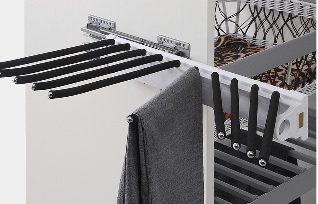 عجبتني فكرة العلاقة 
بألوان مختلفة.