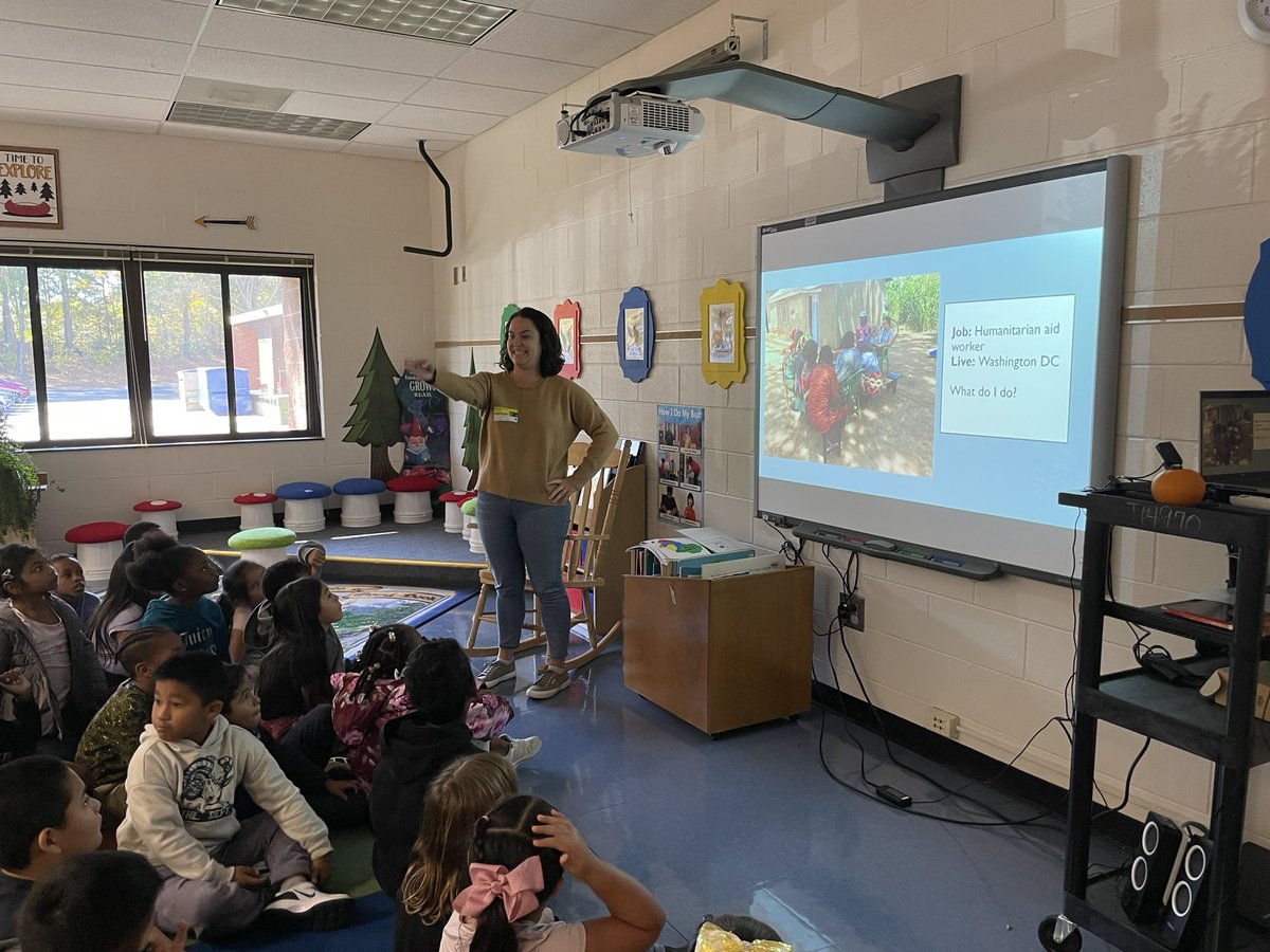 ascollman's tweet photo. Loved having @slcollman as a guest presenter today sharing about her time living and working in Uganda! #StudentcenteredFutureFocused @rhandrewselem https://t.co/KM5YMlQylg