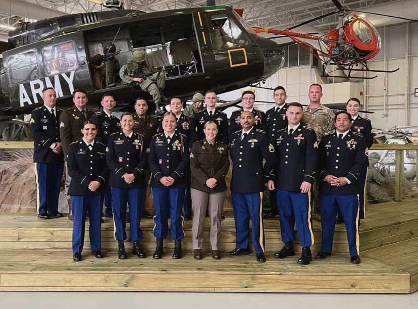 CSMMEDCOM's tweet image. If you have attended the Critical Care Flight Medic Course, you know the physical and mental challenges that come with it. Not only did SGT Oalmann pass she also made the Commandant’s List… but wait… there’s more she ALSO received an AAM for the best presentation in her class.