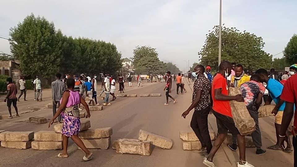 AfricaFactsZone's tweet image. Over 60 protesters have been killed and 300 injured by security officers during protests calling for Democracy in Chad.
