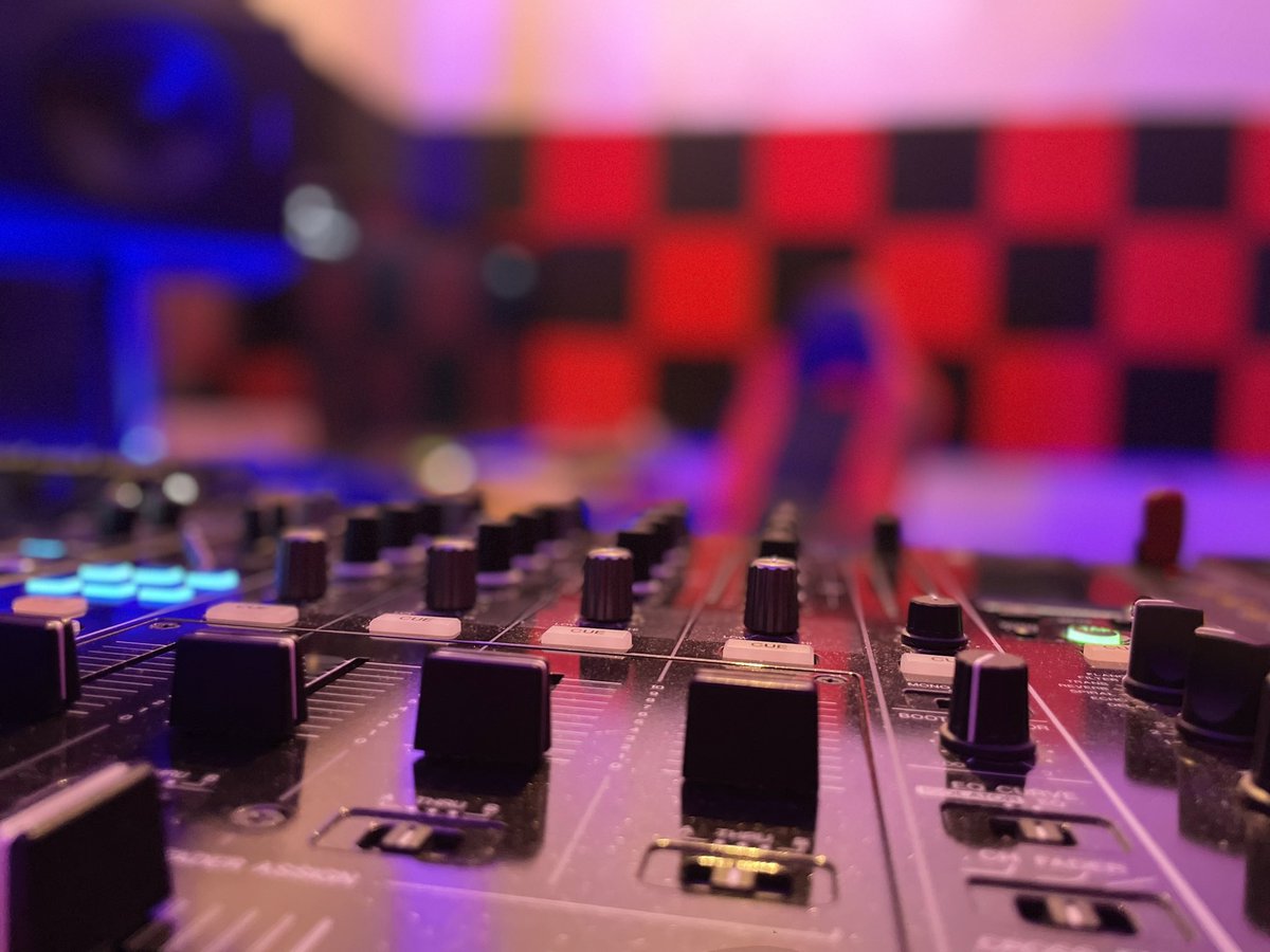 nandormusic's tweet photo. Monday’s till Saturday’s from 6pm
Catch me on my radio show #Answers on #Twitch live stream start at 6pm till 8pm #OnlyMusic
Follow the link!
• https://t.co/e1AkqAHFbL
#LiveStream #Dj #Twitch #LiveSet
#NandoRodriguez #HouseMusic #DeepHouse #TechHouse
#LiveRadio #LiveMusic https://t.co/1UPJfUtP4d