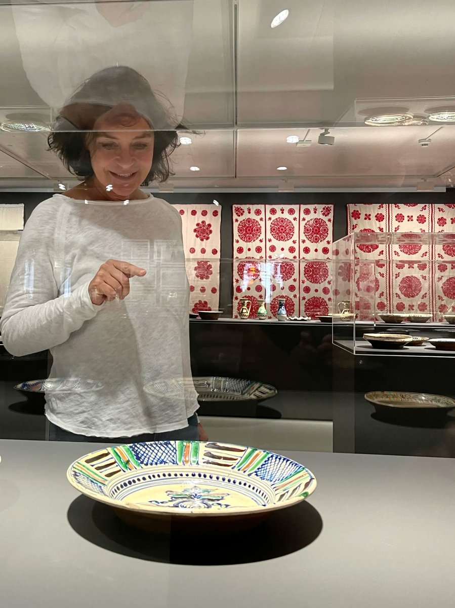 'What I really like about this ceramic are the motifs and color combinations.' – Christiane 
____
#transylvaniashiddentrasures #ceramicsandtextiles #fromthevonbarthacollection  #vonbartha #kbhg #kulturstiftungbaselhgeiger
