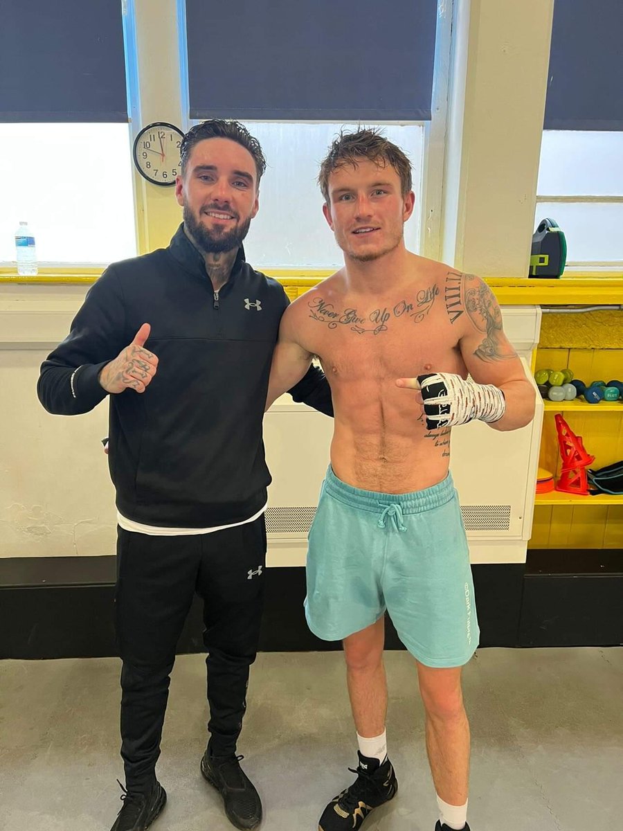 🥊 Big thanks to @steelcityabc having us over last couple of weeks @LewisSylvester7 helping @daltonsmith08 prepare for his upcoming 🇬🇧 title defence Lewis is 10-0 improving all the time working alongside top class kids 🥊🔥✌️