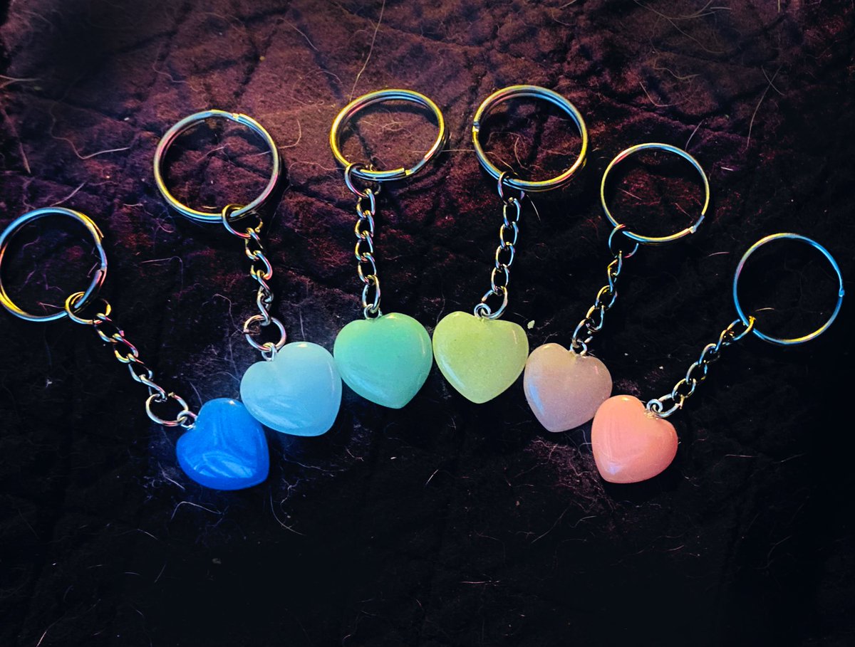 Cute heart keychains for you and your bestie 🌈💗 Just $6 shipped, show love to a woman owner small business today 💕💕