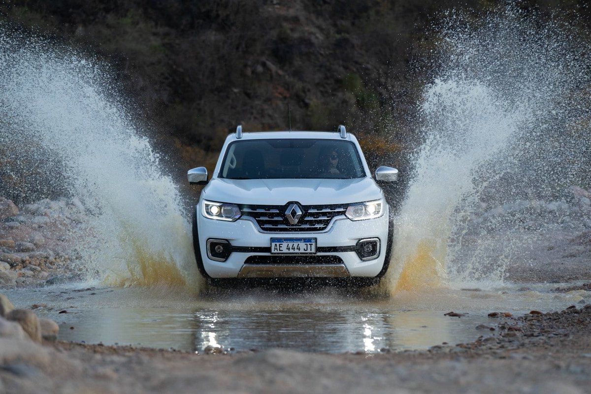 intriper's tweet photo. 8 destinos no tradicionales de Argentina para los amantes de la ruta y los paisajes https://t.co/RSiQtfEKVc @RenaultArg https://t.co/9ecATCvZOE