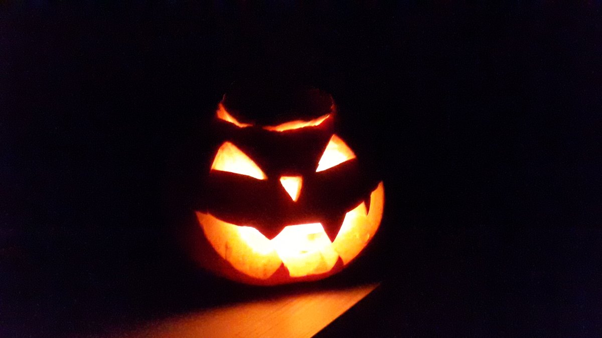 jaimealtuna's tweet photo. 🎃Eibarko haur batek hauxe esan zigun Arimen Gaua, Gau Beltza eta Halloween jaien inguruan egiten ari ginen ikerketan: «ospatu nahi genuen, eta egin egiten dugu» 
#GauBeltza #ArimenGauBeltza https://t.co/516JNEMiQ3