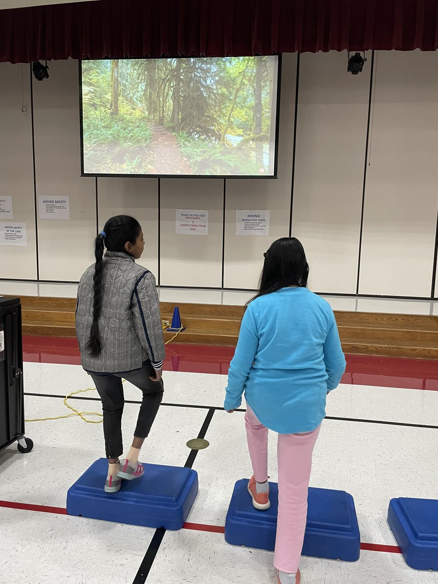 WyattPhysEd's tweet photo. Getting 5th ready for camp with our outdoor stations. We all get to enjoy https://t.co/DhY8E8pjA7