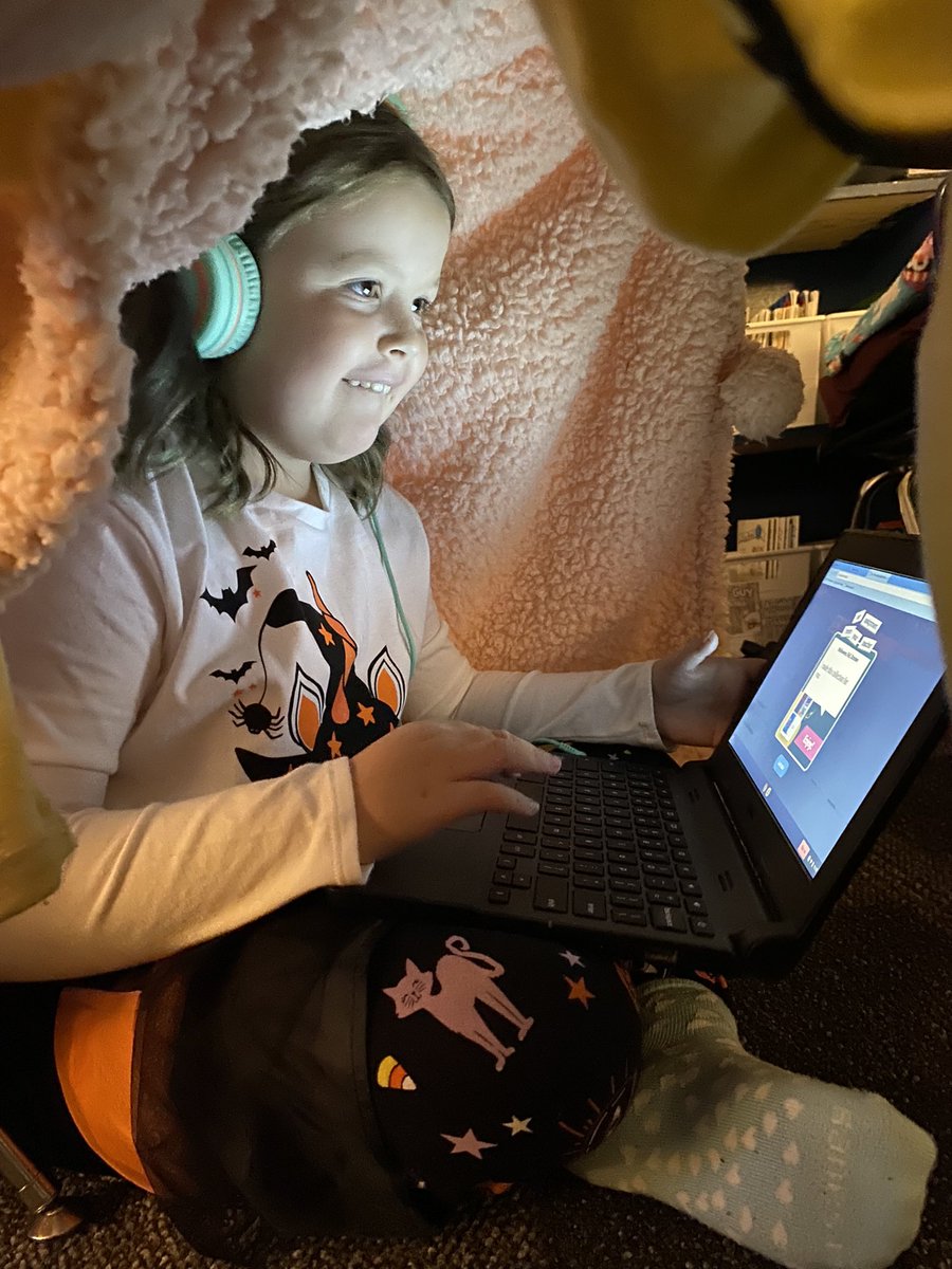 MissParkerME1's tweet photo. My class earned a marble party for SOARing behaviors! We chose a fort party. Students are learning in their forts today! #METeach https://t.co/srX738CGuP