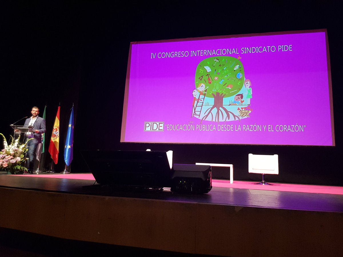 SindicatoPIDE's tweet photo. ‼INAUGURACIÓN IV CONGRESO INTERNACIONAL DEL SINDICATO PIDE‼ https://t.co/UjSA5hKrlD