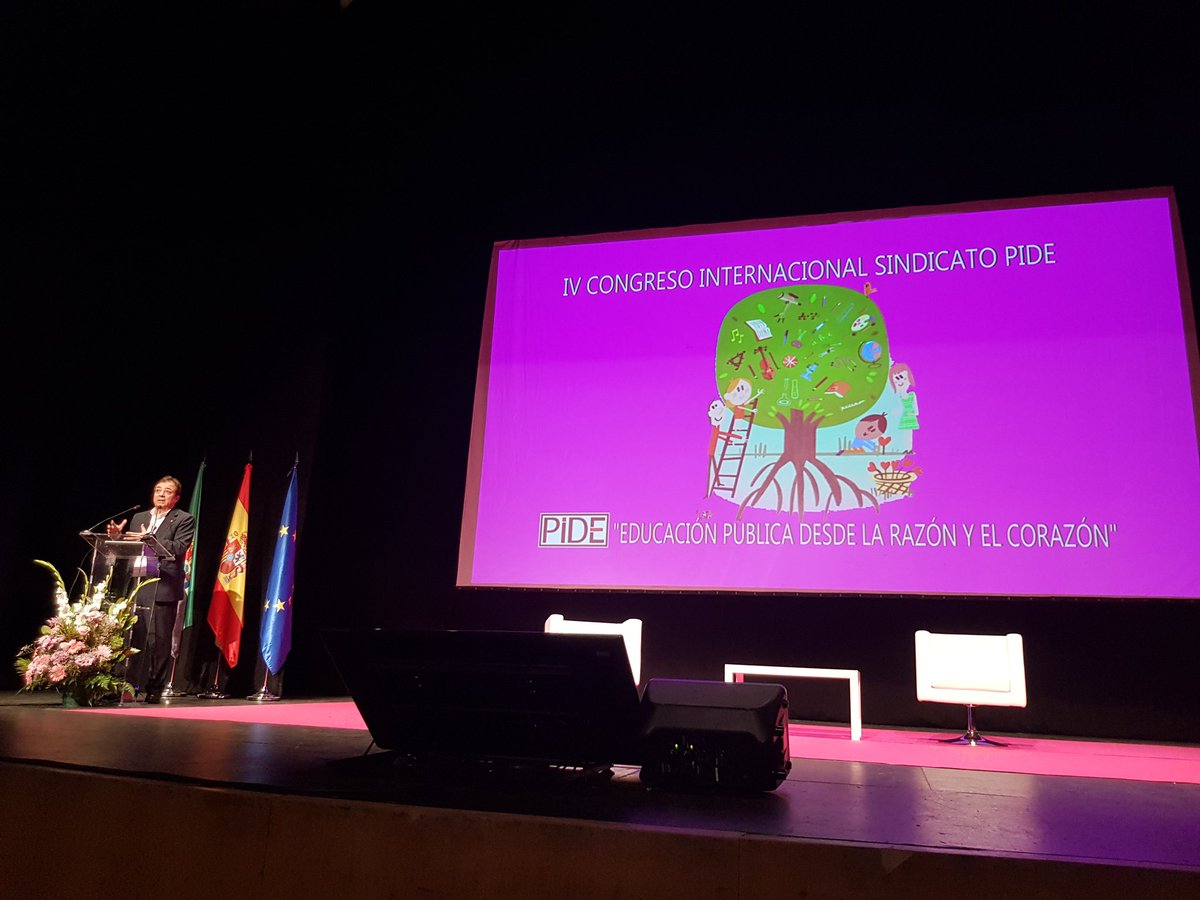 SindicatoPIDE's tweet photo. ‼INAUGURACIÓN IV CONGRESO INTERNACIONAL DEL SINDICATO PIDE‼ https://t.co/UjSA5hKrlD