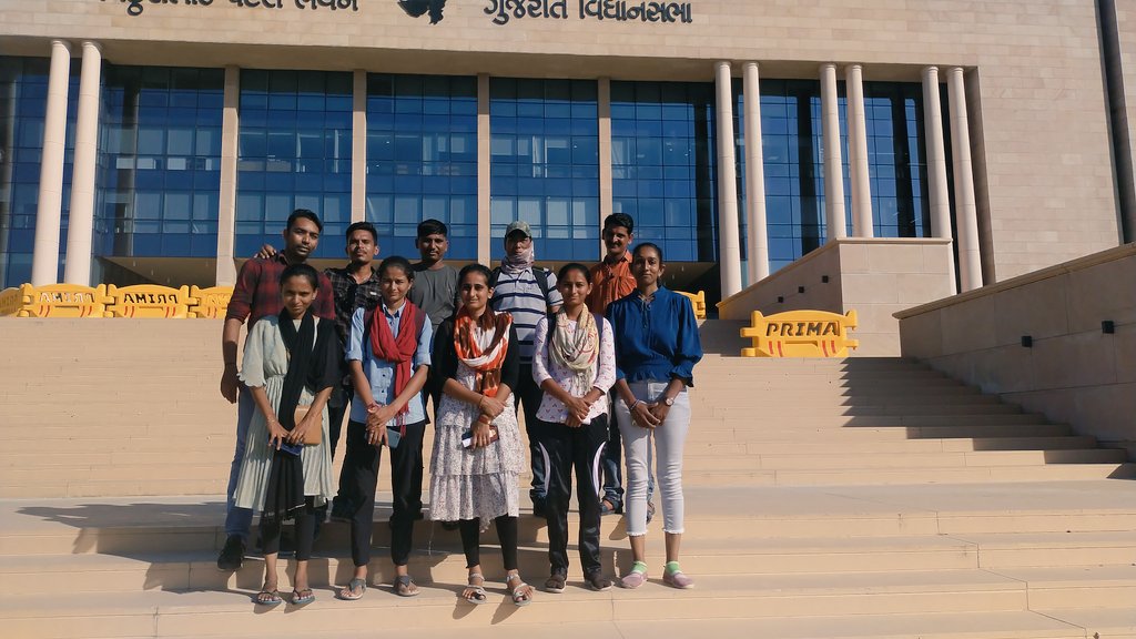 #lrdwaiting2018

 #lrdwaiting2018 ઉમેદવારો રાત દિવસ પોતાના ન્યાય માટે સામાજિક, ધાર્મિક,અને રાજકીય લેવલે પોતાની રજૂઆત કરી રહ્યા છે.
આશા અમર છે જ્યાં સુધી આશા છે ત્યાં સુધી પ્રયત્ન કરતા રહીશું
માનનીય <a href="/sanghaviharsh/">Harsh Sanghavi</a> સાહેબ તમારા દ્વારા વહેલું નિરાકરણ કરવામાં આવશે તેવી વિનંતિ🙏