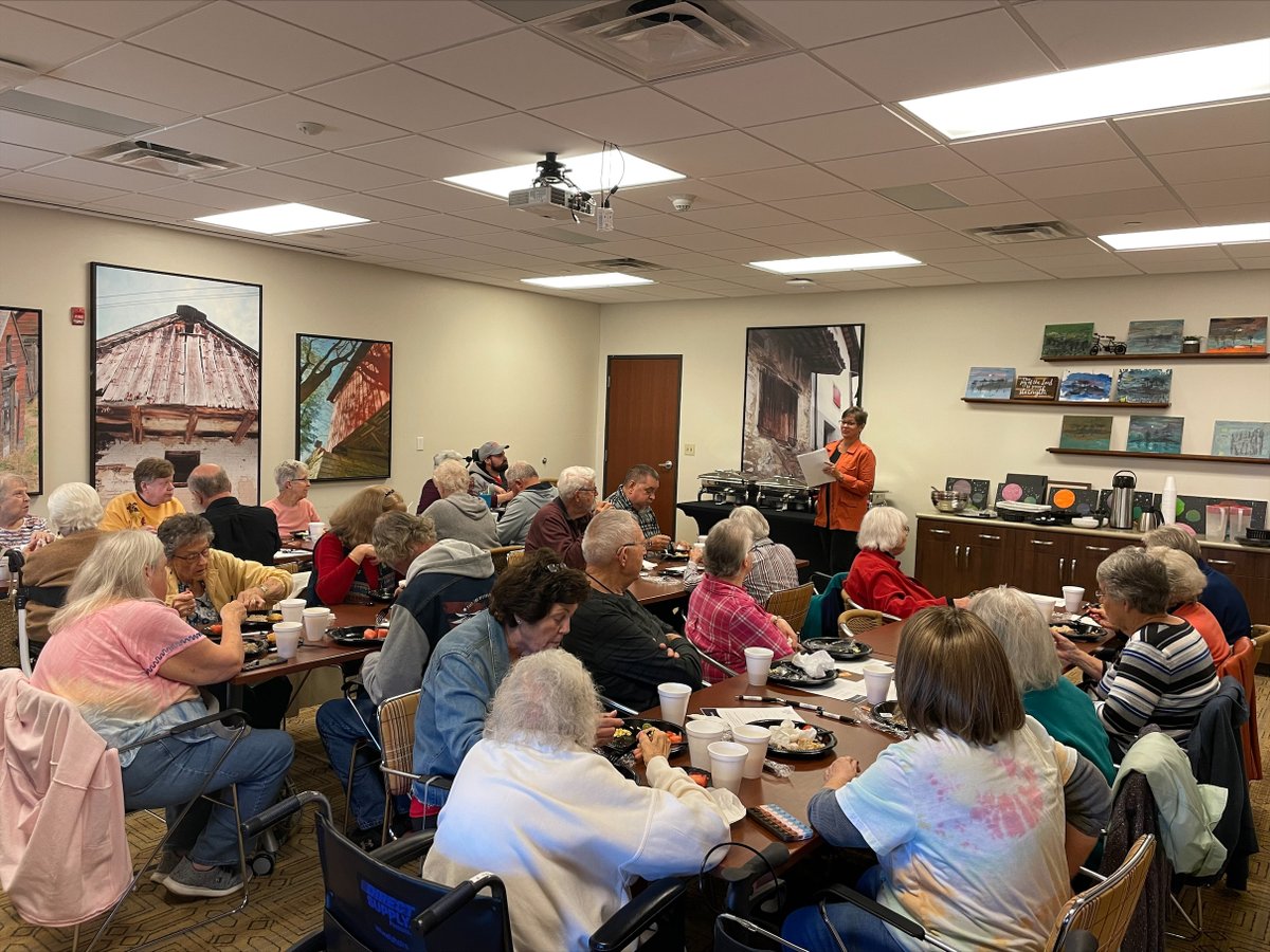 WellbrookeC's tweet photo. Last week we had a great turn out for our Senior Executive Club brunch! 

For more information on our SEC brunch, please contact us at 765-362-9122 and ask for Meredith. Our next brunch will be November 10th at 10am. We would love to see you! https://t.co/Kuw5Ua1aju