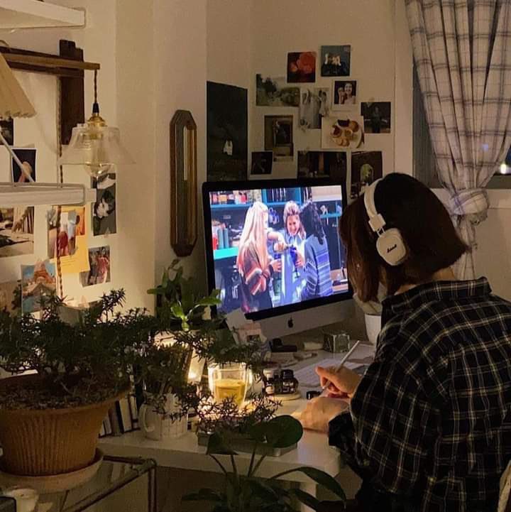 malusokay's tweet photo. Enjoying a cozy evening at home 🌿🕯️ https://t.co/rn5kpqgPQT