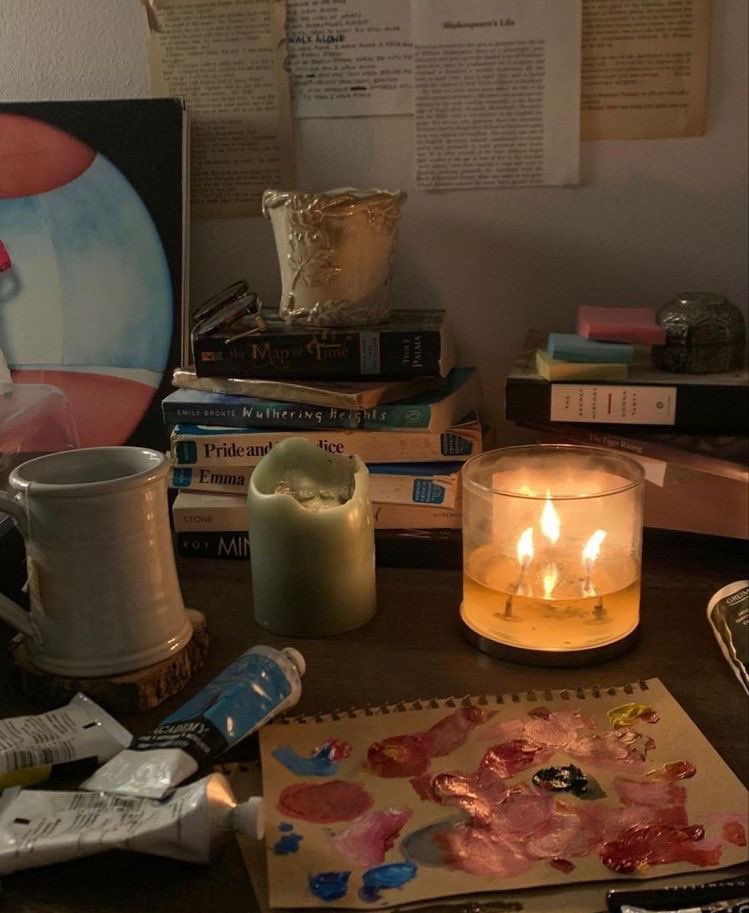malusokay's tweet photo. Enjoying a cozy evening at home 🌿🕯️ https://t.co/rn5kpqgPQT