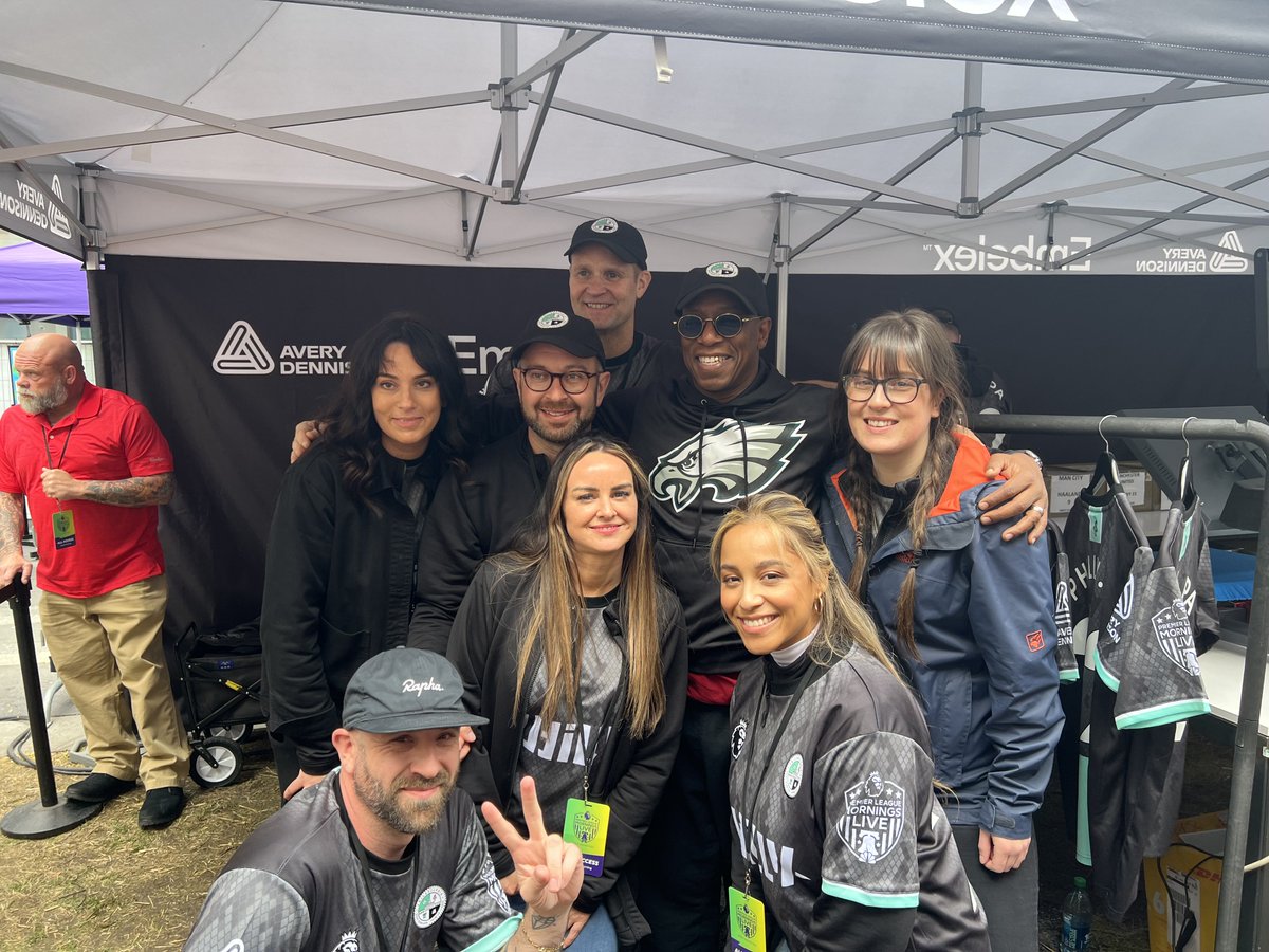 digisportsmgmt's tweet photo. Was great to be out in Philly last week with our client @AverydennisonTS at the @nbc @PLinUSA Mornings Live event, applying free names and numbers, giving away our limited-edition Philly shirts, and chatting to fans and legends 🇺🇸⚽️ https://t.co/fbGtyOE1jJ