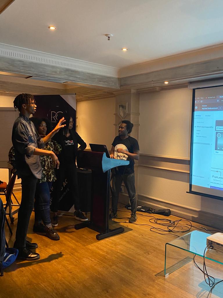 Geekulcha's tweet photo. We are having afternoon presentations to check on the progress of the teams🔥🔥🔥

#PowerToActHack https://t.co/ENe1AEJZD6