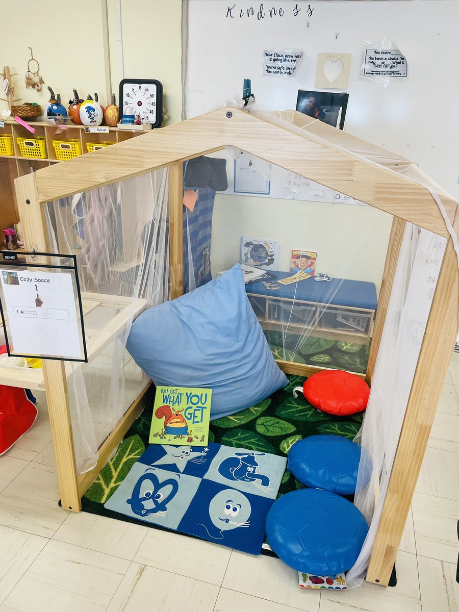 YanaizaGallant's tweet photo. How fortunate are we that we have such amazing emotional support happening in our PreK classrooms!Our 4 year olds are learning to “take space”when needed and self regulate!!What a skill set to have in life!!Great job to our PreK for being so proactive ❤️
#tinytownies @karenr1218 https://t.co/91LnclxM1m