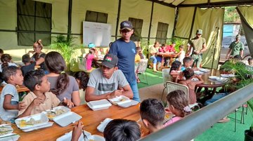 DianaIndustrias's tweet photo. #Enterarte| El Gobierno Nacional ha instalado más de 23 comedores populares en #Tejerías como centro de atención nutricional, asegurando la alimentación al pueblo afectado por las lluvias, un trabajo en equipo de la #MisiónAlimentación.
@MinAlimenVen
#PatriaUnidaYSolidaria https://t.co/m9SVey0U7P