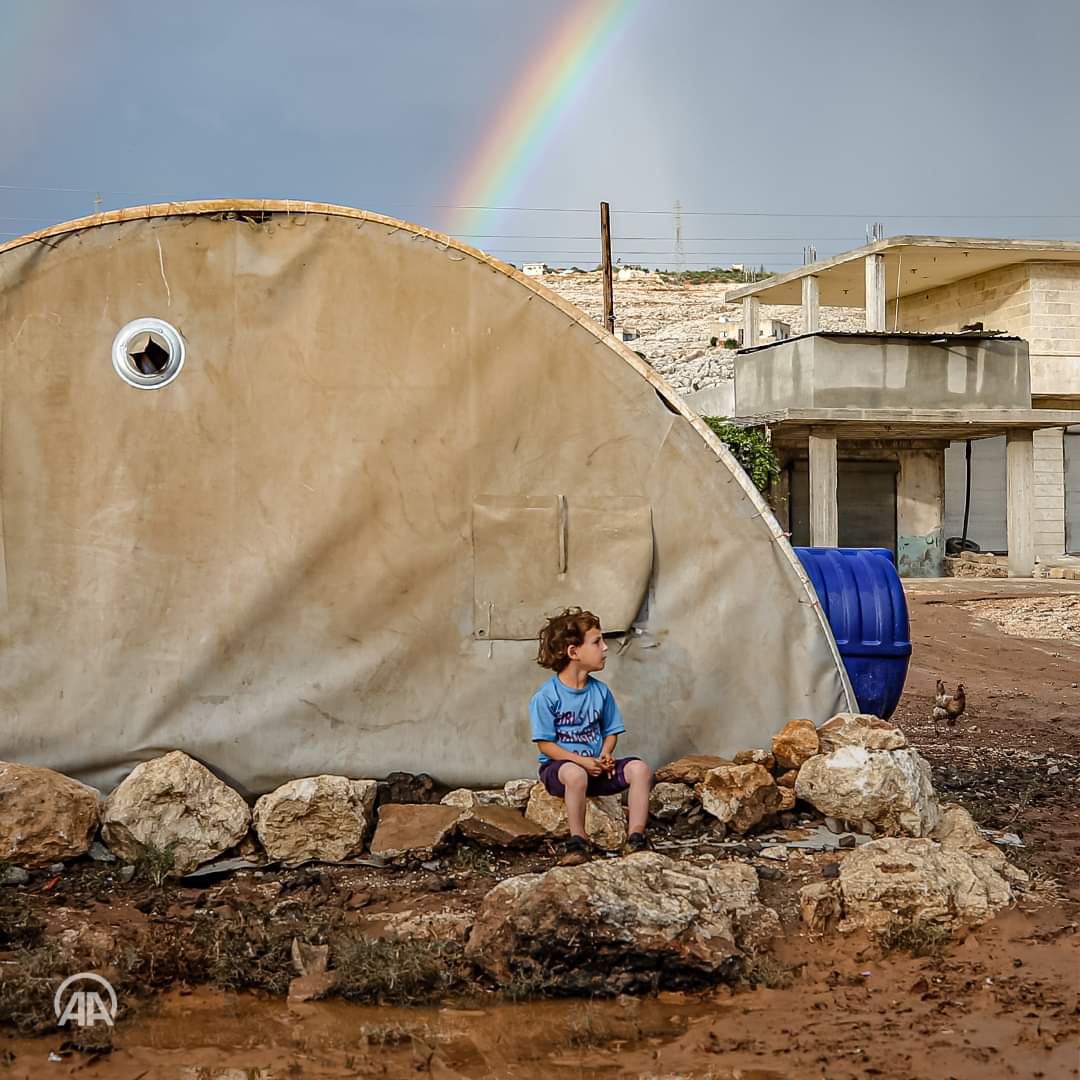 sy____19951's tweet photo. Winter in Idlib, Syrian refugee camps in northern Syria on the border with Turkey, severe and harsh suffering at the beginning of winter
#syria_edlib https://t.co/7IS7atMZbR