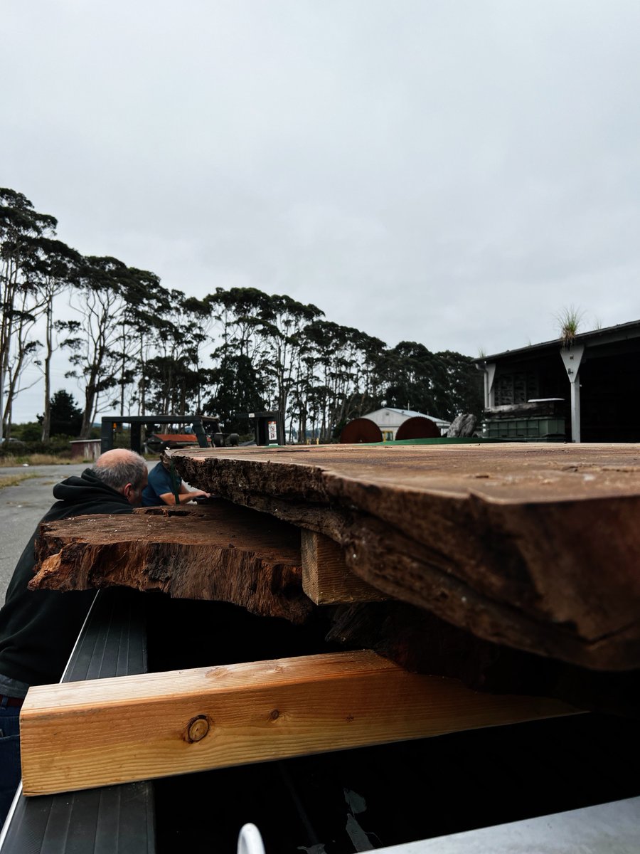 fusionflatworks's tweet photo. We had the privilege of visiting our friends at Redwood Burl Inc! @redwoodburl 

#fusionflatworks #redwoodburls #redwoodburlsinc #woodsman #woodworking #home #construction #trip #travelling  #strategicpartners #ethicallysourced #worktravel #behindthescenes #expertsinthefield https://t.co/UdrrkZbVM2