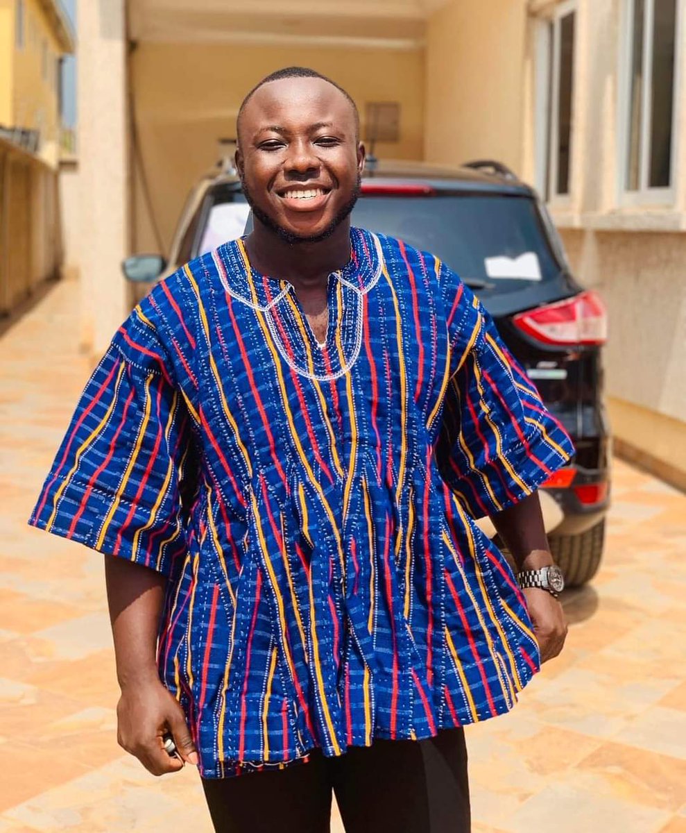 AfricaFactsZone's tweet image. Ghanaian traditional attire known as smock.  It is said to be the most popular traditional attire in Ghana.