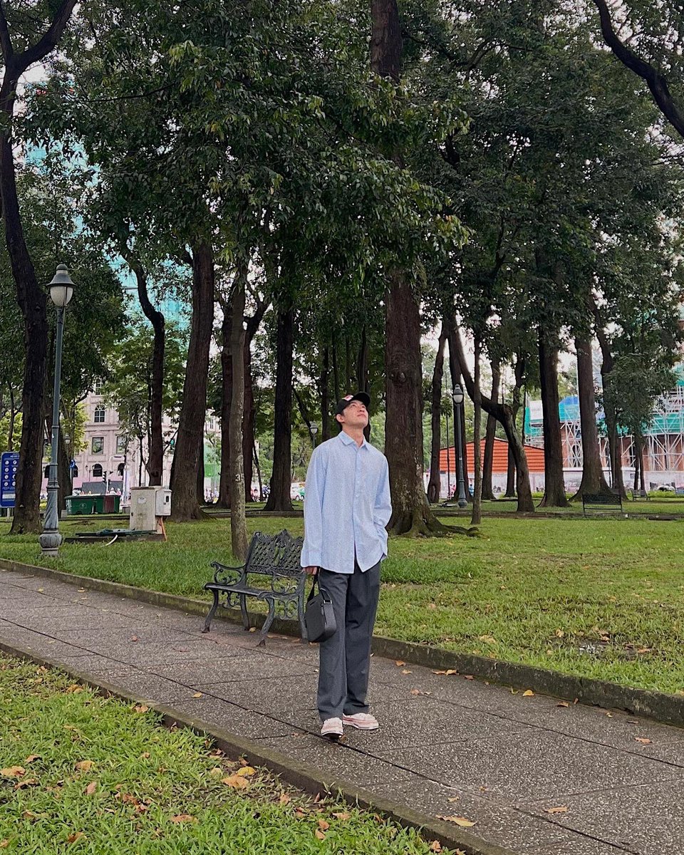 vongoccanh's tweet photo. Take a deep breath 🌳
Smile,
Everyday is a new beginning ! https://t.co/5j98UvCYIQ