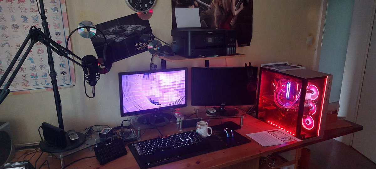 CommanderGamer1's tweet photo. #FYNG Tech Tag 3 https://t.co/JlJwvRvgvj